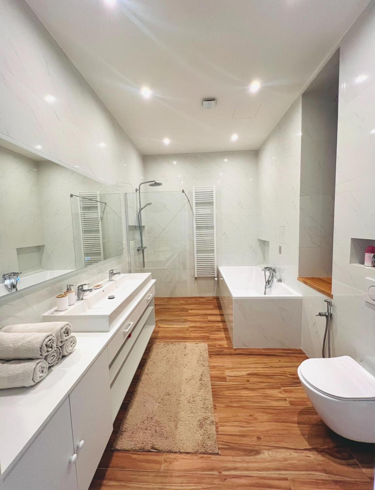 Wenceslas Square Apartment 150 M2 프라하 외부 사진